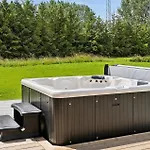 Lovely In Vaeggerlose With Kitchen * Bøtø By