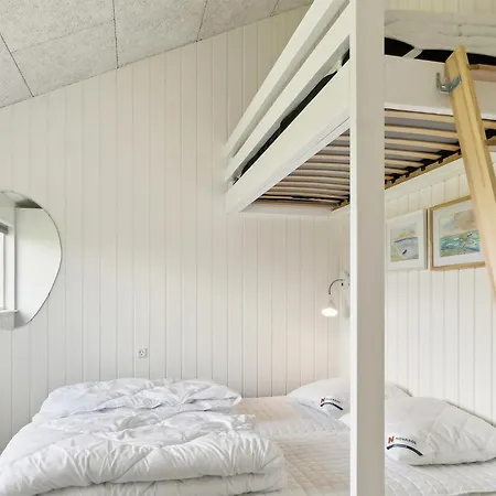 Lovely In Vaeggerlose With Kitchen Nyaraló *